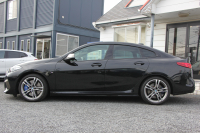 BMW 2シリーズ M235i ｸﾞﾗﾝｸｰﾍﾟXdrive 4WD ﾌﾟﾗｽﾊﾟｯｹｰｼﾞ1ｵｰﾅ 本革仕様 ﾋｰﾀｰ黒革 ｱﾀﾞﾌﾟﾃｨﾌﾞｻｽ Mｽﾎﾟｰﾂｼｰﾄ 306馬力 Mｼｰﾄﾍﾞﾙﾄ 追従ACC 後退ｱｼｽﾄ ﾗｲﾌﾞｺｯｸﾋﾟｯﾄ ｱｯﾌﾟﾙｶｰﾌﾟﾚｲ 置くだけ充電 LEDﾍｯﾄﾞﾗｲﾄ 2年保証