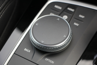 BMW 2シリーズ M235i ｸﾞﾗﾝｸｰﾍﾟXdrive 4WD ﾌﾟﾗｽﾊﾟｯｹｰｼﾞ1ｵｰﾅ 本革仕様 ﾋｰﾀｰ黒革 ｱﾀﾞﾌﾟﾃｨﾌﾞｻｽ Mｽﾎﾟｰﾂｼｰﾄ 306馬力 Mｼｰﾄﾍﾞﾙﾄ 追従ACC 後退ｱｼｽﾄ ﾗｲﾌﾞｺｯｸﾋﾟｯﾄ ｱｯﾌﾟﾙｶｰﾌﾟﾚｲ 置くだけ充電 LEDﾍｯﾄﾞﾗｲﾄ 2年保証