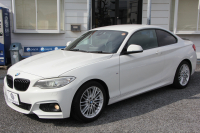 BMW 2シリーズ 220i ｸｰﾍﾟMｽﾎﾟｰﾂ 衝突軽減ﾌﾞﾚｰｷ 車線逸脱警告 歩行者警告 ﾌﾞﾚｰｷ付ｸﾙｺﾝ ﾀｯﾁﾊﾟｯﾄﾞ対応HDDﾅﾋﾞBｶﾒﾗ 専用ｴｱﾛ 17AW ｼ-ﾄﾒﾓﾘ- ｽﾏｰﾄｷｰ 直噴ﾀｰﾎﾞ8速AT ﾐﾗｰETC Bluetooth接続 2年保証