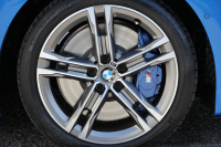 BMW 1シリーズ M135i Xdrive ﾃﾞﾋﾞｭｰP 4WD 1ｵｰﾅ 306馬力 Mｽﾎﾟｰﾂｼｰﾄ ｱﾀﾞﾌﾟﾃｨﾌﾞｻｽ Mｼｰﾄﾍﾞﾙﾄ ｼｰﾄﾋｰﾀｰ ｺﾝﾌｫｰﾄP ﾗｲﾌﾞｺｯｸﾋﾟｯﾄ 追ACC 電動ﾄﾗﾝｸ ｱｯﾌﾟﾙｶｰﾌﾟﾚｲ対応 純正ﾅﾋﾞPｱｼｽﾄ LEDﾍｯﾄﾞﾗｲﾄ ﾚｰﾝC警告 衝突軽減ﾌﾞﾚｰｷ ｽﾏｰﾄｷｰ 2年保証