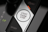 BMW 1シリーズ M135i Xdrive ﾃﾞﾋﾞｭｰP 4WD 1ｵｰﾅ 306馬力 Mｽﾎﾟｰﾂｼｰﾄ ｱﾀﾞﾌﾟﾃｨﾌﾞｻｽ Mｼｰﾄﾍﾞﾙﾄ ｼｰﾄﾋｰﾀｰ ｺﾝﾌｫｰﾄP ﾗｲﾌﾞｺｯｸﾋﾟｯﾄ 追ACC 電動ﾄﾗﾝｸ ｱｯﾌﾟﾙｶｰﾌﾟﾚｲ対応 純正ﾅﾋﾞPｱｼｽﾄ LEDﾍｯﾄﾞﾗｲﾄ ﾚｰﾝC警告 衝突軽減ﾌﾞﾚｰｷ ｽﾏｰﾄｷｰ 2年保証