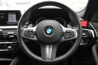 BMW 5シリーズ 540i Mｽﾎﾟｰﾂ 走行6000km 直6ﾀｰﾎﾞ340馬力 ｺﾝﾌｫｰﾄ&ｲﾉﾍﾞｰｼｮﾝP 全ﾋｰﾀｰ黒革 ﾏｯｻｰｼﾞﾍﾞﾝﾁﾚｰﾀｰ ﾃﾞｨｽﾌﾟﾚｲｷｰ&ﾘﾓｰﾄﾊﾟｰｷﾝｸﾞｼﾞｪｽﾁｬｰC 置くだけ充電 液晶ﾒｰﾀｰ HUD 追ACC LEDﾍｯﾄﾞﾗｲﾄ ﾀｯﾁ画面ﾅﾋﾞTV 2年保証