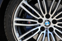 BMW 5シリーズ 530i Mｽﾎﾟｰﾂ 型式変更後ﾓﾃﾞﾙ 高出力 252馬力 新液晶ﾒｰﾀｰ 全ﾋｰﾀｰ黒革 追従ACC HUD ｽﾃｱﾘﾝｸﾞｻﾎﾟｰﾄ ﾀｯﾁ画面ﾅﾋﾞTV 360度ﾊﾟﾉﾗﾏｶﾒﾗ ｱｸﾃｨﾌﾞPDC緊急ﾌﾞﾚｰｷ LEDﾍｯﾄﾞﾗｲﾄ ｵｰﾄﾊｲﾋﾞｰﾑ 電動ﾄﾗﾝｸ 2年保証