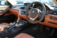 BMW 4シリーズ 420i ｸｰﾍﾟﾗｸﾞｼﾞｭｱﾘｰ 変更後新ｴﾝｼﾞﾝ ｻﾄﾞﾙﾌﾞﾗｳﾝﾚｻﾞｰ ｼｰﾄﾋｰﾀｰ 追従ACC ﾚｰﾝﾁｪﾝｼﾞ警告 衝突軽減ﾌﾞﾚｰｷ 車線逸脱警告 歩行者警告 ﾀｯﾁﾊﾟｯﾄﾞ対応HDDﾅﾋﾞBｶﾒﾗ Bluetooth接続 ｽﾏｰﾄｷｰ 2年保証