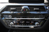 BMW 5シリーズ 530i ﾗｸﾞｼﾞｭｱﾘｰ ｲﾉﾍﾞｰｼｮﾝP 1ｵｰﾅ 真珠色 HUD ﾃﾞｨｽﾌﾟﾚｲｷｰ ﾘﾓｰﾄﾊﾟｰｷﾝｸﾞｼﾞｪｽﾁｬｰC 全ﾋｰﾀｰ黒革 追従ACC ｽﾃｱﾘﾝｸﾞｻﾎﾟｰﾄ LEDﾍｯﾄﾞﾗｲﾄ ｵｰﾄﾊｲﾋﾞｰﾑ ﾀｯﾁ画面HDDﾅﾋﾞTV 360度ｶﾒﾗ 電動ﾄﾗﾝｸ PDC緊急ﾌﾞﾚｰｷ 2年保証