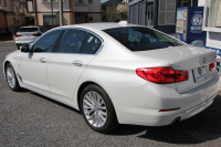 BMW 5シリーズ 530i ﾗｸﾞｼﾞｭｱﾘｰ ｲﾉﾍﾞｰｼｮﾝP 1ｵｰﾅ 真珠色 HUD ﾃﾞｨｽﾌﾟﾚｲｷｰ ﾘﾓｰﾄﾊﾟｰｷﾝｸﾞｼﾞｪｽﾁｬｰC 全ﾋｰﾀｰ黒革 追従ACC ｽﾃｱﾘﾝｸﾞｻﾎﾟｰﾄ LEDﾍｯﾄﾞﾗｲﾄ ｵｰﾄﾊｲﾋﾞｰﾑ ﾀｯﾁ画面HDDﾅﾋﾞTV 360度ｶﾒﾗ 電動ﾄﾗﾝｸ PDC緊急ﾌﾞﾚｰｷ 2年保証