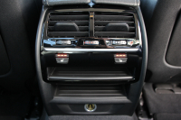 BMW 5シリーズ 530i ﾗｸﾞｼﾞｭｱﾘｰ ｲﾉﾍﾞｰｼｮﾝP 1ｵｰﾅ 真珠色 HUD ﾃﾞｨｽﾌﾟﾚｲｷｰ ﾘﾓｰﾄﾊﾟｰｷﾝｸﾞｼﾞｪｽﾁｬｰC 全ﾋｰﾀｰ黒革 追従ACC ｽﾃｱﾘﾝｸﾞｻﾎﾟｰﾄ LEDﾍｯﾄﾞﾗｲﾄ ｵｰﾄﾊｲﾋﾞｰﾑ ﾀｯﾁ画面HDDﾅﾋﾞTV 360度ｶﾒﾗ 電動ﾄﾗﾝｸ PDC緊急ﾌﾞﾚｰｷ 2年保証