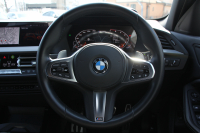 BMW 1シリーズ M135i Xdrive ﾃﾞﾋﾞｭｰP 4WD ﾊﾟﾉﾗﾏｻﾝﾙｰﾌ ﾋｰﾀｰ黒革 Mｽﾎﾟｰﾂｼｰﾄ ｵﾌﾟｼｮﾝ18AW 306馬力 ｱﾀﾞﾌﾟﾃｨﾌﾞｻｽ Mｼｰﾄﾍﾞﾙﾄ ｺﾝﾌｫｰﾄP ﾗｲﾌﾞｺｯｸﾋﾟｯﾄ 追ACC 電動ﾄﾗﾝｸ ｱｯﾌﾟﾙｶｰﾌﾟﾚｲ 純正ﾅﾋﾞPｱｼｽﾄ LEDﾍｯﾄﾞﾗｲﾄ 衝突軽減ﾌﾞﾚｰｷ 2年保証