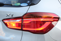 BMW X1 Sdrive18i ﾌｧｯｼｮﾆｽﾀ 限定車 真珠色 追従ACC ﾍﾞｰｼﾞｭ革 ｼｰﾄﾋｰﾀｰ 専用18AW Pｱｼｽﾄ ｺﾝﾌｫｰﾄP 電動ﾄﾗﾝｸ ｳｯﾄﾞﾊﾟﾈﾙ LEDﾍｯﾄﾞﾗｲﾄ HDDﾅﾋﾞBluetooth接続 ｽﾏｰﾄｷｰ ｽﾗｲﾃﾞｨﾝｸﾞﾘｱｼｰﾄ&ﾊﾞｯｸﾚｽﾄﾘﾘｰｽ 2年保証