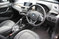 BMW X1 X1 Xdrive25i Xﾗｲﾝ ﾊｲﾗｲﾝ 4WD 希少色 高出力231馬力 ﾋｰﾀｰ黒革 電動ｼｰﾄ&ﾒﾓﾘｰ 追従ACC LEDﾍｯﾄﾞﾗｲﾄ 電動ﾄﾗﾝｸ ｽﾏｰﾄｷｰ Pｱｼｽﾄ ｵﾌﾟｼｮﾝ19AW 衝突軽減ﾌﾞﾚｰｷ 車線逸脱警告 歩行者警告 2年保証