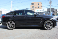BMW X4 M40i 4WD 直6ﾀｰﾎﾞ360馬力 individual赤×黒ﾚｻﾞｰ 全席ﾋｰﾀｰ 可変ｻｽ 専用ﾃﾞﾌ&21AW LEDﾍｯﾄﾞﾗｲﾄ ｵｰﾄﾊｲﾋﾞｰﾑ 追従ACC ｽﾃｱﾘﾝｸﾞｻﾎﾟｰﾄ HUD 置くだけ充電 Pｱｼｽﾄﾌﾟﾗｽ 360度ｶﾒﾗ 2年保証