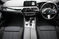 BMW 5シリーズ 523d ｴﾃﾞｨｼｮﾝﾐｯｼｮﾝｲﾝﾎﾟｯｼﾌﾞﾙ 特別仕様車 HUD ﾊｰﾏﾝｶｰﾄﾞﾝ 専用ﾌﾞﾗｯｸAW 追従ACC ｽﾃｱﾘﾝｸﾞｻﾎﾟｰﾄ LEDﾍｯﾄﾞﾗｲﾄ ｵｰﾄﾊｲﾋﾞｰﾑ ﾀｯﾁ画面HDDﾅﾋﾞTV 360度ﾊﾟﾉﾗﾏｶﾒﾗ Pｱｼｽﾄﾌﾟﾗｽ 電動ﾄﾗﾝｸ ｽﾏｰﾄｷｰ 2年保証