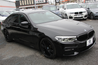 BMW 5シリーズ 523d ｴﾃﾞｨｼｮﾝﾐｯｼｮﾝｲﾝﾎﾟｯｼﾌﾞﾙ 特別仕様車 HUD ﾊｰﾏﾝｶｰﾄﾞﾝ 専用ﾌﾞﾗｯｸAW 追従ACC ｽﾃｱﾘﾝｸﾞｻﾎﾟｰﾄ LEDﾍｯﾄﾞﾗｲﾄ ｵｰﾄﾊｲﾋﾞｰﾑ ﾀｯﾁ画面HDDﾅﾋﾞTV 360度ﾊﾟﾉﾗﾏｶﾒﾗ Pｱｼｽﾄﾌﾟﾗｽ 電動ﾄﾗﾝｸ ｽﾏｰﾄｷｰ 2年保証