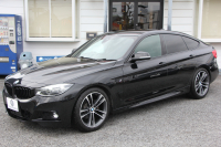 BMW 3シリーズ 320d Xdrive ｸﾞﾗﾝﾂｰﾘｽﾓ Mｽﾎﾟｰﾂ 後期LCI 追従ACC LEDﾍｯﾄﾞﾗｲﾄ&LEDﾃｰﾙ ﾚｰﾝﾁｪﾝｼﾞ警告 衝突軽減ﾌﾞﾚｰｷ 車線逸脱警告 歩行者警告 ｼｰﾄﾋｰﾀｰ ﾀｯﾁ画面HDDﾅﾋﾞBｶﾒﾗ TOPﾋﾞｭｰｶﾒﾗ ｻｲﾄﾞﾋﾞｭｰｶﾒﾗ ｱｲﾊﾞｯﾊｻｽ 2年保証