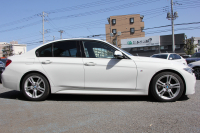 BMW 3シリーズ 320i Mｽﾎﾟｰﾂ 後期LCI 変更後新ｴﾝｼﾞﾝ ﾚﾑｽﾏﾌﾗｰ LEDﾍｯﾄﾞﾗｲﾄ&ﾃｰﾙ 追従ACC 衝突軽減ﾌﾞﾚｰｷ 車線逸脱警告 歩行者警告 ﾀｯﾁﾊﾟｯﾄﾞ対応HDDﾅﾋﾞBｶﾒﾗ ｽﾏｰﾄｷｰ Bluetooth接続 ﾊﾟﾄﾞﾙｼﾌﾄ 2年保証