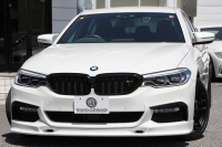 BMW 5シリーズ 530i Mｽﾎﾟｰﾂ 高出力 252馬力 3Dﾃﾞｻﾞｲﾝｴｱﾛ 液晶ﾒｰﾀｰ 全ﾋｰﾀｰ黒革 追従ACC HUD ｽﾃｱﾘﾝｸﾞｻﾎﾟｰﾄ ﾀｯﾁ画面ﾅﾋﾞTV 360度ﾊﾟﾉﾗﾏｶﾒﾗ ｱｸﾃｨﾌﾞPDC緊急ﾌﾞﾚｰｷ LEDﾍｯﾄﾞﾗｲﾄ ｵｰﾄﾊｲﾋﾞｰﾑ 電動ﾄﾗﾝｸ 2年保証