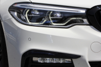 BMW 5シリーズ 530i Mｽﾎﾟｰﾂ 高出力 252馬力 3Dﾃﾞｻﾞｲﾝｴｱﾛ 液晶ﾒｰﾀｰ 全ﾋｰﾀｰ黒革 追従ACC HUD ｽﾃｱﾘﾝｸﾞｻﾎﾟｰﾄ ﾀｯﾁ画面ﾅﾋﾞTV 360度ﾊﾟﾉﾗﾏｶﾒﾗ ｱｸﾃｨﾌﾞPDC緊急ﾌﾞﾚｰｷ LEDﾍｯﾄﾞﾗｲﾄ ｵｰﾄﾊｲﾋﾞｰﾑ 電動ﾄﾗﾝｸ 2年保証