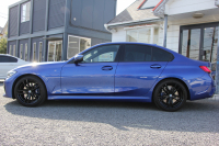 BMW 3シリーズ 330i Mｽﾎﾟｰﾂ 高出力 258馬力 ｲﾉﾍﾞｰｼｮﾝ&ｺﾝﾌｫｰﾄ&ﾃﾞﾋﾞｭｰP ﾚｰｻﾞｰLEDﾗｲﾄ HUD ｼﾞｪｽﾁｬｰC ﾋｰﾀｰ黒革 Pｱｼｽﾄ+ 360度ｶﾒﾗ BMWﾗｲﾌﾞｺｯｸﾋﾟｯﾄﾞApplecarplay ｽﾃｱﾘﾝｸﾞｱｼｽﾄ 追従ACC 電動ﾄﾗﾝｸ 2年保証