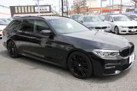 BMW 5シリーズ 523d ﾂｰﾘﾝｸﾞｴﾃﾞｨｼｮﾝﾐｯｼｮﾝｲﾝﾎﾟｯｼﾌﾞﾙ 特別仕様車 ﾅｲﾄﾌﾞﾙｰﾚｻﾞｰ HUD ﾊｰﾏﾝｶｰﾄﾞﾝ 追従ACC ｽﾃｱﾘﾝｸﾞｻﾎﾟｰﾄ ﾀｯﾁ画面HDDﾅﾋﾞTV LEDﾍｯﾄﾞﾗｲﾄ ｵｰﾄﾊｲﾋﾞｰﾑ 電動ﾘｱｹﾞｰﾄ 360度ｶﾒﾗ 全席ﾋｰﾀｰ ﾌﾞﾗｯｸ19AW 2年保証
