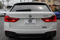 BMW 5シリーズ 530i ﾂｰﾘﾝｸﾞMｽﾎﾟｰﾂ ｾﾚｸﾄP 1ｵｰﾅ ﾊﾟﾉﾗﾏｻﾝR ﾊｰﾏﾝｶｰﾄﾞﾝ 4ｿﾞｰﾝAC 252馬力 全ﾋｰﾀｰ黒革 HUD 追従ACC ｽﾃｱﾘﾝｸﾞｻﾎﾟｰﾄ 液晶ﾒｰﾀｰ LEDﾍｯﾄﾞﾗｲﾄ ｵｰﾄﾊｲﾋﾞｰﾑ Pｱｼｽﾄﾌﾟﾗｽ ﾀｯﾁ画面ﾅﾋﾞ電動ﾄﾗﾝｸ 19AW Mｽﾎﾟｰﾂﾌﾞﾚｰｷ 2年保証