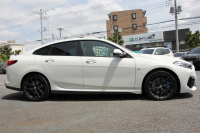 BMW 2シリーズ 218d ｸﾞﾗﾝｸｰﾍﾟMｽﾎﾟｰﾂ MｽﾎﾟｰﾂﾌﾟﾗｽP HUD Mｽﾎﾟｰﾂｼｰﾄ Mｼｰﾄﾍﾞﾙﾄ Mｽﾎﾟｰﾂﾌﾞﾚｰｷ ﾅﾋﾞｹﾞｰｼｮﾝP BMWﾗｲﾌﾞｺｯｸﾋﾟｯﾄ ｱｯﾌﾟﾙｶｰﾌﾟﾚｲ 後退ｱｼｽﾄ AI音声会話 ﾜｲﾔﾚｽ充電 追従ACC LEDﾍｯﾄﾞﾗｲﾄ ｵｰﾄﾊｲﾋﾞｰﾑ ｵﾌﾟｼｮﾝ18AW 2年保証