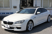 BMW 6シリーズ 640i ｸﾞﾗﾝｸｰﾍﾟMｽﾎﾟｰﾂ 変更後ﾓﾃﾞﾙ ｻﾝﾙｰﾌ ﾋｰﾀｰ黒革 LEDﾍｯﾄﾞﾗｲﾄ ｵﾌﾟｼｮﾝ20AW NEWﾃﾞｻﾞｲﾝｽﾃｱﾘﾝｸﾞ衝突軽減ﾌﾞﾚｰｷ 車線逸脱警告 歩行者警告 ｸﾙｺﾝ HDDﾅﾋﾞTV Bｶﾒﾗ ﾊﾟﾄﾞﾙｼﾌﾄ ｽﾏｰﾄｷｰ 専用ｴｱﾛ 320馬力 直6ﾀｰﾎﾞ2年保証