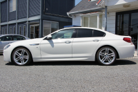 BMW 6シリーズ 640i ｸﾞﾗﾝｸｰﾍﾟMｽﾎﾟｰﾂ 変更後ﾓﾃﾞﾙ ｻﾝﾙｰﾌ ﾋｰﾀｰ黒革 LEDﾍｯﾄﾞﾗｲﾄ ｵﾌﾟｼｮﾝ20AW NEWﾃﾞｻﾞｲﾝｽﾃｱﾘﾝｸﾞ衝突軽減ﾌﾞﾚｰｷ 車線逸脱警告 歩行者警告 ｸﾙｺﾝ HDDﾅﾋﾞTV Bｶﾒﾗ ﾊﾟﾄﾞﾙｼﾌﾄ ｽﾏｰﾄｷｰ 専用ｴｱﾛ 320馬力 直6ﾀｰﾎﾞ2年保証