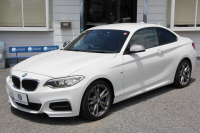 BMW 2シリーズ M235i ｸｰﾍﾟ直6ﾀｰﾎﾞ326馬力 ﾋｰﾀｰ黒革 ｱﾀﾞﾌﾟﾃｨﾌﾞMｻｽ Mｽﾎﾟｰﾂﾌﾞﾚｰｷ Bｶﾒﾗ&ﾘｱPDC 衝突軽減ﾌﾞﾚｰｷ 車線逸脱警告 歩行者警告 ﾌﾞﾚｰｷ付ｸﾙｺﾝ HDDﾅﾋﾞBluetooth接続 ｽﾏｰﾄｷｰ 専用ﾌﾞﾚｰｷ 18AW 2年保証