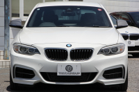 BMW 2シリーズ M235i ｸｰﾍﾟ直6ﾀｰﾎﾞ326馬力 ﾋｰﾀｰ黒革 ｱﾀﾞﾌﾟﾃｨﾌﾞMｻｽ Mｽﾎﾟｰﾂﾌﾞﾚｰｷ Bｶﾒﾗ&ﾘｱPDC 衝突軽減ﾌﾞﾚｰｷ 車線逸脱警告 歩行者警告 ﾌﾞﾚｰｷ付ｸﾙｺﾝ HDDﾅﾋﾞBluetooth接続 ｽﾏｰﾄｷｰ 専用ﾌﾞﾚｰｷ 18AW 2年保証
