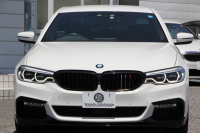 BMW 5シリーズ 530i Mｽﾎﾟｰﾂ ｺﾝﾌｫｰﾄP 高出力 252馬力 全ﾋｰﾀｰ黒革 ﾏｯｻｰｼﾞｱｸﾃｨﾌﾞﾍﾞﾝﾁﾚｰｼｮﾝ ｺﾝﾌｫｰﾄｼｰﾄ 追従ACC ｽﾃｱﾘﾝｸﾞｻﾎﾟｰﾄ LEDﾍｯﾄﾞﾗｲﾄ ｵｰﾄﾊｲﾋﾞｰﾑ ﾀｯﾁ画面ﾅﾋﾞTV 360度ﾊﾟﾉﾗﾏｶﾒﾗ 電動ﾄﾗﾝｸ 前後ｴｱﾛ ﾌﾞﾗｯｸ19AW 2年保証