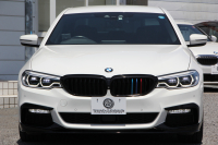 BMW 5シリーズ 530i Mｽﾎﾟｰﾂ ｺﾝﾌｫｰﾄP 高出力 252馬力 全ﾋｰﾀｰ黒革 ﾏｯｻｰｼﾞｱｸﾃｨﾌﾞﾍﾞﾝﾁﾚｰｼｮﾝ ｺﾝﾌｫｰﾄｼｰﾄ 追従ACC ｽﾃｱﾘﾝｸﾞｻﾎﾟｰﾄ LEDﾍｯﾄﾞﾗｲﾄ ｵｰﾄﾊｲﾋﾞｰﾑ ﾀｯﾁ画面ﾅﾋﾞTV 360度ﾊﾟﾉﾗﾏｶﾒﾗ 電動ﾄﾗﾝｸ 前後ｴｱﾛ ﾌﾞﾗｯｸ19AW 2年保証