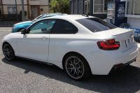 BMW 2シリーズ M235i ｸｰﾍﾟ1ｵｰﾅ 直6ﾀｰﾎﾞ326馬力 ﾋｰﾀｰ黒革 Mﾊﾟﾌｫｰﾏﾝｽﾘｯﾌﾟ&ｲﾝﾃﾘｱ BBS18AW ｱﾀﾞﾌﾟﾃｨﾌﾞMｻｽ Mｽﾎﾟｰﾂﾌﾞﾚｰｷ Bｶﾒﾗ&ﾘｱPDC 衝突軽減ﾌﾞﾚｰｷ 車線逸脱警告 歩行者警告 ﾌﾞﾚｰｷ付ｸﾙｺﾝ HDDﾅﾋﾞBluetooth接続 ｽﾏｰﾄｷｰ 専用ﾌﾞﾚｰｷ 2年保証