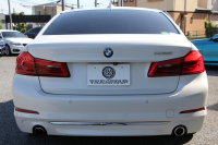 BMW 5シリーズ 530i ﾗｸﾞｼﾞｭｱﾘｰ ﾃﾞﾋﾞｭｰP 真珠色 ｷｬﾝﾍﾞﾗﾍﾞｰｼﾞｭ革 HUD ｿﾌﾄｸﾛｰｽﾞﾄﾞｱ ｼﾞｪｽﾁｬｰC 全ﾋｰﾀｰ 追従ACC ｽﾃｱﾘﾝｸﾞｻﾎﾟｰﾄ ﾀｯﾁ画面HDDﾅﾋﾞTV 360度ｶﾒﾗ LEDﾍｯﾄﾞﾗｲﾄ 電動ﾄﾗﾝｸ 2年保証