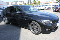 BMW 3シリーズ 320i ｸﾞﾗﾝﾂｰﾘｽﾓ Mｽﾎﾟｰﾂ 後期LCI 新ｴﾝｼﾞﾝ LEDﾍｯﾄﾞﾗｲﾄ&ﾃｰﾙ 追従ACC ﾚｰﾝﾁｪﾝｼﾞ警告 衝突軽減ﾌﾞﾚｰｷ 車線逸脱警告 歩行者警告 HDDﾅﾋﾞTOPﾋﾞｭｰｶﾒﾗ ｻｲﾄﾞﾋﾞｭｰｶﾒﾗ 電動ﾄﾗﾝｸ ｽﾏｰﾄｷｰ 2年保証