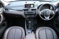 BMW X1 Xdrive18d Xﾗｲﾝ ﾊｲﾗｲﾝ 変更後ﾀｯﾁ画面ﾅﾋﾞﾋｰﾀｰ茶革 電動ｼｰﾄ&ﾒﾓﾘｰ 追従ACC HUD LEDﾍｯﾄﾞﾗｲﾄ ｺﾝﾌｫｰﾄP 電動ﾘｱｹﾞｰﾄ ｽﾏｰﾄｷｰ 衝突軽減ﾌﾞﾚｰｷ 車線逸脱警告 歩行者警告 Pｱｼｽﾄ 2年保証
