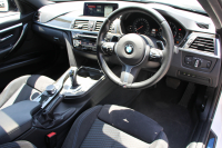 BMW 3シリーズ 320d ﾂｰﾘﾝｸﾞMｽﾎﾟｰﾂ 後期 ﾊﾟﾉﾗﾏｻﾝﾙｰﾌ 液晶ﾒｰﾀｰ 後席ﾓﾆﾀｰ LEDﾍｯﾄﾞﾗｲﾄ&ﾃｰﾙ 追従ACC ﾚｰﾝﾁｪﾝｼﾞ警告 ﾌﾙｾｸﾞTV ﾀｯﾁ画面HDDﾅﾋﾞHi-fiｽﾋﾟｰｶｰ 電動ﾄﾗﾝｸ Mﾊﾟﾌｫｰﾏﾝｽｽﾎﾟｲﾗｰ 衝突軽減ﾌﾞﾚｰｷ 車線逸脱警告 歩行者警告 2年保証