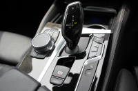 BMW 5シリーズ 530i ﾂｰﾘﾝｸﾞMｽﾎﾟｰﾂ 高出力 252馬力 ﾊﾟﾉﾗﾏｻﾝﾙｰﾌ 全ﾋｰﾀｰ黒革 HUD ﾜｲﾔﾚｽ充電 ｼﾞｪｽﾁｬｰC 追従ACC ｽﾃｱﾘﾝｸﾞｻﾎﾟｰﾄ ﾀｯﾁ画面HDDﾅﾋﾞTV 360度ｶﾒﾗ 電動ﾄﾗﾝｸ LEDﾍｯﾄﾞﾗｲﾄ 2年保証