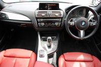 BMW 2シリーズ M235i ｸｰﾍﾟ直6ﾀｰﾎﾞ326馬力 ﾋｰﾀｰ赤革 ｱﾀﾞﾌﾟﾃｨﾌﾞMｻｽ Mﾊﾟﾌｫｰﾏﾝｽ前後ｴｱﾛ ﾌﾙｾｸﾞTV Bｶﾒﾗ&ﾘｱPDC 衝突軽減ﾌﾞﾚｰｷ 車線逸脱警告 歩行者警告 ﾌﾞﾚｰｷ付ｸﾙｺﾝ ﾊﾟﾄﾞﾙｼﾌﾄ 8速AT ﾀｯﾁﾊﾟｯﾄﾞ対応HDDﾅﾋﾞ2年保証