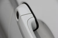 BMW 2シリーズ M235i ｸｰﾍﾟ直6ﾀｰﾎﾞ326馬力 ﾋｰﾀｰ赤革 ｱﾀﾞﾌﾟﾃｨﾌﾞMｻｽ Mﾊﾟﾌｫｰﾏﾝｽ前後ｴｱﾛ ﾌﾙｾｸﾞTV Bｶﾒﾗ&ﾘｱPDC 衝突軽減ﾌﾞﾚｰｷ 車線逸脱警告 歩行者警告 ﾌﾞﾚｰｷ付ｸﾙｺﾝ ﾊﾟﾄﾞﾙｼﾌﾄ 8速AT ﾀｯﾁﾊﾟｯﾄﾞ対応HDDﾅﾋﾞ2年保証