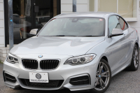 BMW 2シリーズ M235i ｸｰﾍﾟ直6ﾀｰﾎﾞ326馬力 ﾋｰﾀｰ黒革 ｱﾀﾞﾌﾟﾃｨﾌﾞMｻｽ Mｽﾎﾟｰﾂﾌﾞﾚｰｷ Bｶﾒﾗ&ﾘｱPDC 衝突軽減ﾌﾞﾚｰｷ 車線逸脱警告 歩行者警告 ﾌﾞﾚｰｷ付ｸﾙｺﾝ HDDﾅﾋﾞBluetooth接続 ｽﾏｰﾄｷｰ 専用ﾌﾞﾚｰｷ 18AW 2年保証