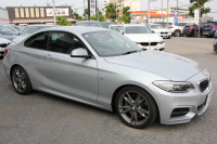 BMW 2シリーズ M235i ｸｰﾍﾟ直6ﾀｰﾎﾞ326馬力 ﾋｰﾀｰ黒革 ｱﾀﾞﾌﾟﾃｨﾌﾞMｻｽ Mｽﾎﾟｰﾂﾌﾞﾚｰｷ Bｶﾒﾗ&ﾘｱPDC 衝突軽減ﾌﾞﾚｰｷ 車線逸脱警告 歩行者警告 ﾌﾞﾚｰｷ付ｸﾙｺﾝ HDDﾅﾋﾞBluetooth接続 ｽﾏｰﾄｷｰ 専用ﾌﾞﾚｰｷ 18AW 2年保証