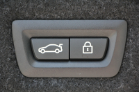 BMW 5シリーズ 523d ﾗｸﾞｼﾞｭｱﾘｰ ｺﾝﾌｫｰﾄP 1ｵｰﾅ 真珠色 変更後新ﾒｰﾀｰ 全ﾋｰﾀｰ黒革 ﾍﾞﾝﾁﾚｰｼｮﾝ&ﾏｯｻｰｼﾞ付ｺﾝﾌｫｰﾄｼｰﾄ ｿﾌﾄｸﾛｰｽﾞﾄﾞｱ HUD 追従ACC ｽﾃｱﾘﾝｸﾞｻﾎﾟｰﾄ ﾀｯﾁ画面対応ﾅﾋﾞTV 360度ｶﾒﾗ LEDﾍｯﾄﾞﾗｲﾄ PDC緊急ﾌﾞﾚｰｷ 2年保証