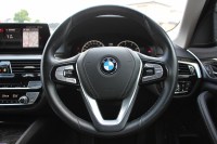 BMW 5シリーズ 523d ﾗｸﾞｼﾞｭｱﾘｰ ｺﾝﾌｫｰﾄP 1ｵｰﾅ 真珠色 変更後新ﾒｰﾀｰ 全ﾋｰﾀｰ黒革 ﾍﾞﾝﾁﾚｰｼｮﾝ&ﾏｯｻｰｼﾞ付ｺﾝﾌｫｰﾄｼｰﾄ ｿﾌﾄｸﾛｰｽﾞﾄﾞｱ HUD 追従ACC ｽﾃｱﾘﾝｸﾞｻﾎﾟｰﾄ ﾀｯﾁ画面対応ﾅﾋﾞTV 360度ｶﾒﾗ LEDﾍｯﾄﾞﾗｲﾄ PDC緊急ﾌﾞﾚｰｷ 2年保証