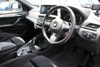 BMW X2 M35i ｾﾚｸﾄP 306馬力 直噴ﾂｲﾝﾀｰﾎﾞ4WD ﾊﾟﾉﾗﾏｻﾝR Mｽﾎﾟｰﾂｼｰﾄ ｵﾌﾟｼｮﾝ20AW ｼｰﾄﾋｰﾀｰ ﾌﾙｾｸﾞTV 追従ACC HUD LEDﾍｯﾄﾞﾗｲﾄ ｺﾝﾌｫｰﾄP 電動ﾄﾗﾝｸ Pｱｼｽﾄ Mｽﾎﾟｰﾂﾌﾞﾚｰｷ Mﾘｱｽﾎﾟｲﾗｰ 専用ﾃﾞﾌ 2年保証