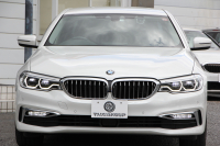 BMW 5シリーズ 530i ﾗｸﾞｼﾞｭｱﾘｰ 真珠色 高出力 252馬力 全ﾋｰﾀｰ黒革 追従ACC ｽﾃｱﾘﾝｸﾞｻﾎﾟｰﾄ ﾌﾙｾｸﾞTV ﾀｯﾁ画面HDDﾅﾋﾞTV 360度ｶﾒﾗ LEDﾍｯﾄﾞﾗｲﾄ ｵｰﾄﾊｲﾋﾞｰﾑ ｱﾝﾋﾞｴﾝﾄﾗｲﾄ ｽﾏｰﾄｷｰ PDC緊急ﾌﾞﾚｰｷ 2年保証