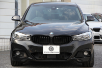 BMW 3シリーズ 320i ｸﾞﾗﾝﾂｰﾘｽﾓ Mｽﾎﾟｰﾂ 後期LCI 新ｴﾝｼﾞﾝ ﾋｰﾀｰ黒革 LEDﾍｯﾄﾞﾗｲﾄ&ﾃｰﾙ 追従ACC ﾚｰﾝﾁｪﾝｼﾞ警告 衝突軽減ﾌﾞﾚｰｷ 車線逸脱警告 歩行者警告 HDDﾅﾋﾞTOPﾋﾞｭｰｶﾒﾗ ｻｲﾄﾞﾋﾞｭｰｶﾒﾗ 電動ﾄﾗﾝｸ ｽﾏｰﾄｷｰ 2年保証