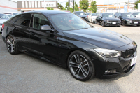 BMW 3シリーズ 320i ｸﾞﾗﾝﾂｰﾘｽﾓ Mｽﾎﾟｰﾂ 後期LCI 新ｴﾝｼﾞﾝ ﾋｰﾀｰ黒革 LEDﾍｯﾄﾞﾗｲﾄ&ﾃｰﾙ 追従ACC ﾚｰﾝﾁｪﾝｼﾞ警告 衝突軽減ﾌﾞﾚｰｷ 車線逸脱警告 歩行者警告 HDDﾅﾋﾞTOPﾋﾞｭｰｶﾒﾗ ｻｲﾄﾞﾋﾞｭｰｶﾒﾗ 電動ﾄﾗﾝｸ ｽﾏｰﾄｷｰ 2年保証