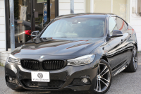 BMW 3シリーズ 320i ｸﾞﾗﾝﾂｰﾘｽﾓ Mｽﾎﾟｰﾂ 後期LCI 新ｴﾝｼﾞﾝ ﾋｰﾀｰ黒革 LEDﾍｯﾄﾞﾗｲﾄ&ﾃｰﾙ 追従ACC ﾚｰﾝﾁｪﾝｼﾞ警告 衝突軽減ﾌﾞﾚｰｷ 車線逸脱警告 歩行者警告 HDDﾅﾋﾞTOPﾋﾞｭｰｶﾒﾗ ｻｲﾄﾞﾋﾞｭｰｶﾒﾗ 電動ﾄﾗﾝｸ ｽﾏｰﾄｷｰ 2年保証