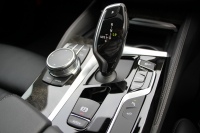 BMW 5シリーズ 530i Mｽﾎﾟｰﾂ 高出力 252馬力 ｻﾝﾙｰﾌ 全ﾋｰﾀｰ黒革 追従ACC ｽﾃｱﾘﾝｸﾞｻﾎﾟｰﾄ LEDﾍｯﾄﾞﾗｲﾄ ｵｰﾄﾊｲﾋﾞｰﾑ ﾀｯﾁ画面HDDﾅﾋﾞTV 360度ｶﾒﾗ 電動ﾄﾗﾝｸ 19AW Mｽﾎﾟｰﾂﾌﾞﾚｰｷ PDC緊急ﾌﾞﾚｰｷ 2年保証