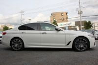 BMW 5シリーズ 530i Mｽﾎﾟｰﾂ 高出力 252馬力 ｻﾝﾙｰﾌ 全ﾋｰﾀｰ黒革 追従ACC ｽﾃｱﾘﾝｸﾞｻﾎﾟｰﾄ LEDﾍｯﾄﾞﾗｲﾄ ｵｰﾄﾊｲﾋﾞｰﾑ ﾀｯﾁ画面HDDﾅﾋﾞTV 360度ｶﾒﾗ 電動ﾄﾗﾝｸ 19AW Mｽﾎﾟｰﾂﾌﾞﾚｰｷ PDC緊急ﾌﾞﾚｰｷ 2年保証